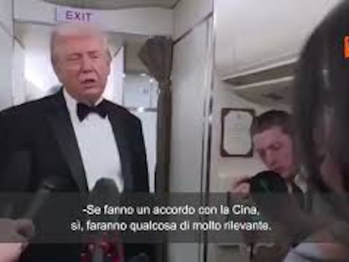 Trump: "La Cina si impossesserà del Canada ed eliminerà l'hockey sul ghiaccio"
