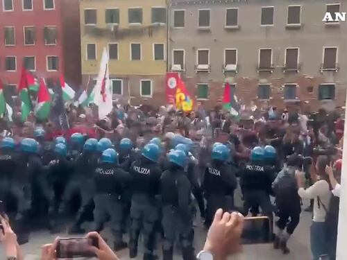 Venezia, tensioni al corteo contro la presenza di Israele alla Biennale