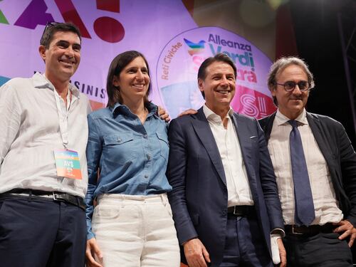 La sinistra tace su tutto per imbarcare tutti
