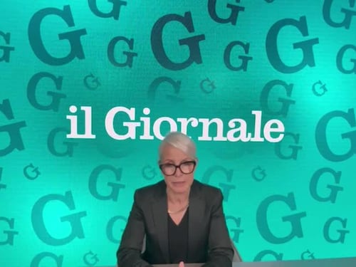 La video intervista a Carla Gozzi: "Cosa penso dei look di Sanremo"