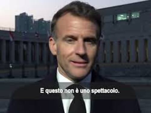 Macron su Trump: Si smentisce di continuo, il mondo ha bisogno di stabilità