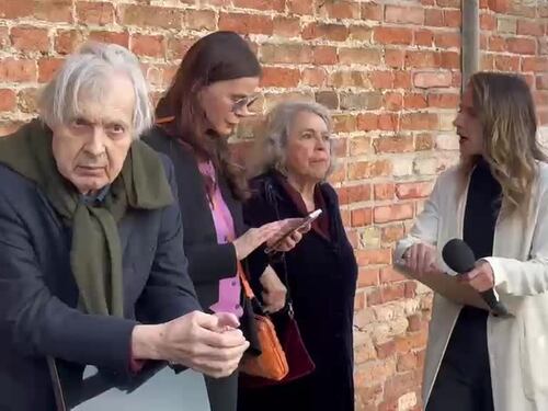 Sgarbi alla Biennale per Bansky: guarda il video