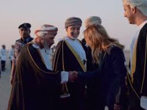 Meloni arriva in Oman, prima tappa della sua missione in Asia
