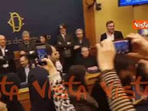 Presidio opposizioni contro la conferenza stampa di estrema destra su remigrazione alla Camera