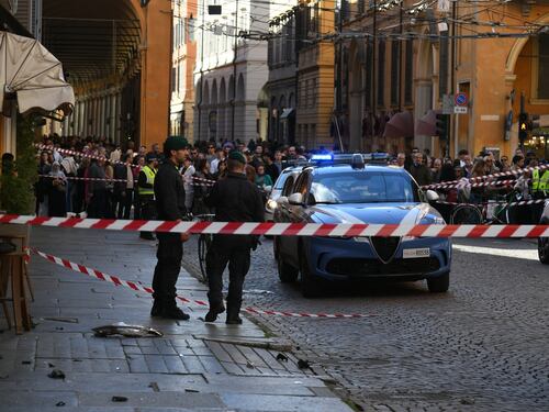 Quelli che sminuiscono i fatti di Modena
