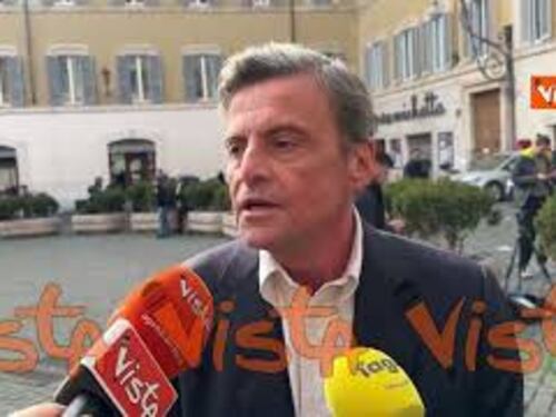 Calenda: Vannacci da sempre sostiene le ragioni di Putin