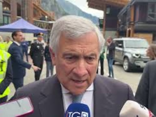 Guerra Libano, Tajani: Inaccettabile violazione tregua, Hezbollah non boicotti Beirut