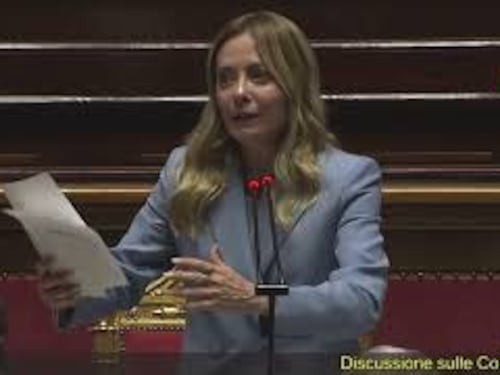 Meloni: Politica torni al centro, inaccettabile che altri burocrati in Ue cambino nostre decisioni
