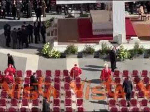 Addio a Cardinale Ruini, eccolo al funerale di Papa Francesco nel 2025