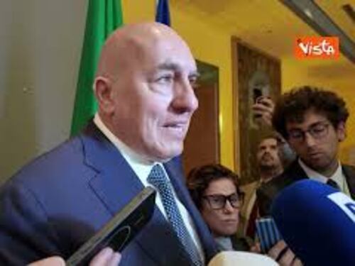 Crosetto su sminamento Hormuz: Navi italiane pronte, ma mancano precondizioni