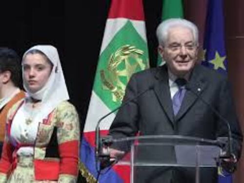 Mattarella: "Fondamentale il contributo delle Isole per l'Italia"