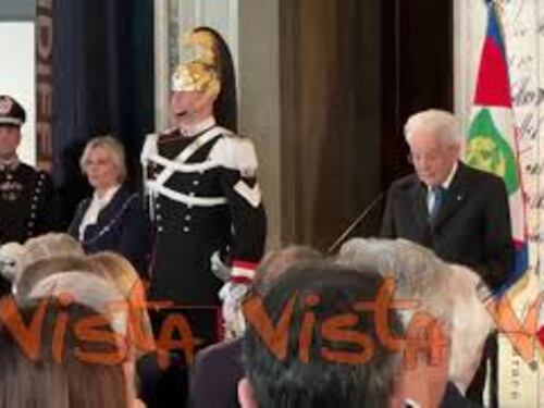 Giorno Memoria, applauso per Mattarella al termine del suo discorso al Quirinale