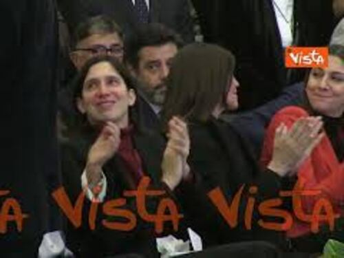 Elly Schlein alla camera ardente per Valeria Fedeli in Campidoglio