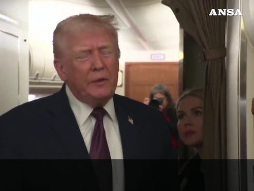 Trump: "L'esercito americano valuta opzioni molto forti per l'Iran"