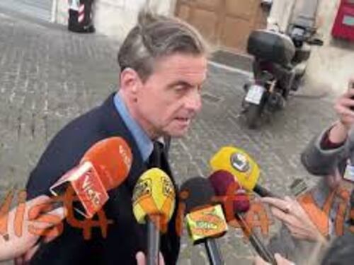Guerra in Iran, Calenda: Con Trump siamo nelle mani di un pazzo
