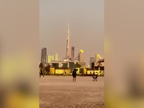 Nuovi raid su Dubai: in fiamme i palazzi della metropoli della petro-monarchia