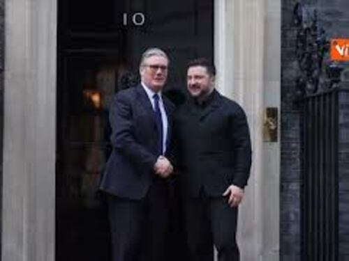 Zelensky ricevuto da premier britannico Starmer a Downing Street, a Londra