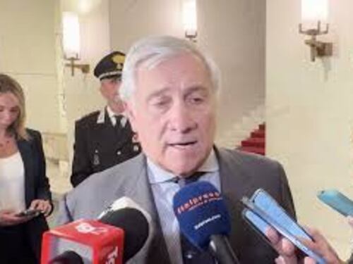 Attacco israelo-americano in Iran, Tajani: "Situazione di abbandono del diritto internazionale"