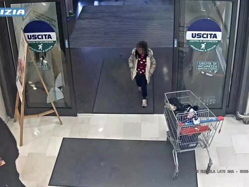 Bergamo, romeno tenta di rapire una bambina e le rompe una gamba