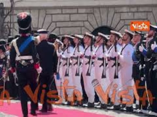 Mattarella accolto dagli onori militari alla Camera per 80 anni Assemblea Costituente