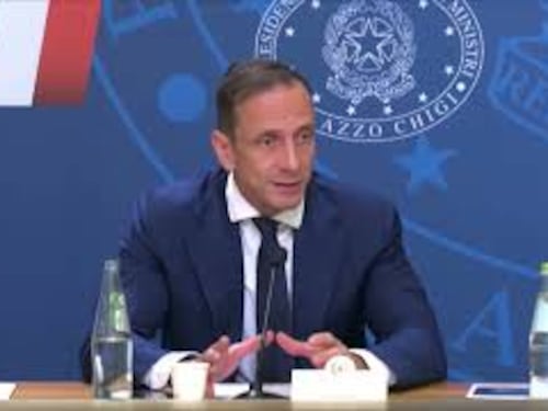 Fedriga (Conferenza Regioni): Divieti forti contro dipendenze digitali per dare messaggio a famiglie