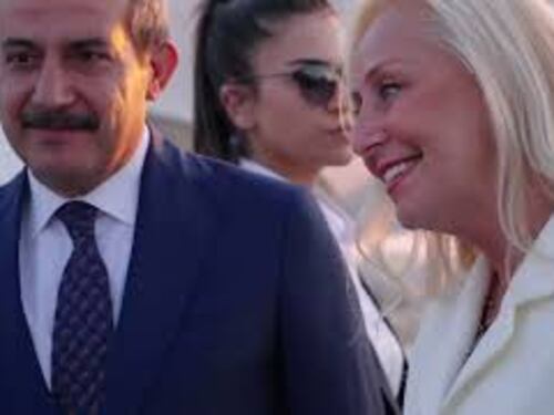 Meloni arriva ad Ankara, in Turchia per partecipare al vertice Nato