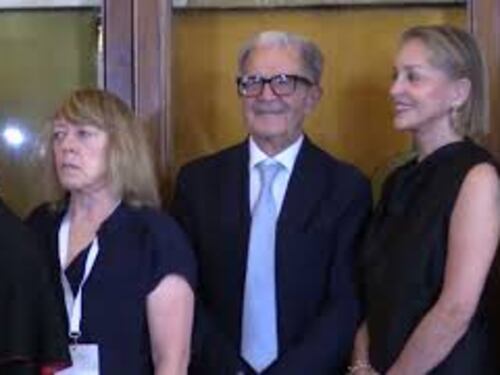 Romano Prodi in Campidoglio per firma dichiarazione per la pace dei Premi Nobel