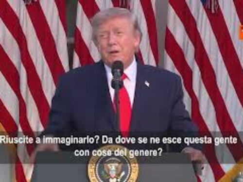 Trump: Deturpata la Reflecting Pool con un taglierino, ma i responsabili sono stati presi