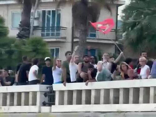 Genova, gli insulti al generale Vannacci