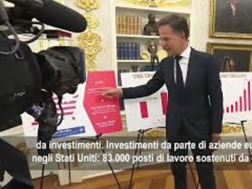 Rutte mostra grafici per elogiare Trump: Grazie a lui 200mila posti di lavoro in più negli Usa