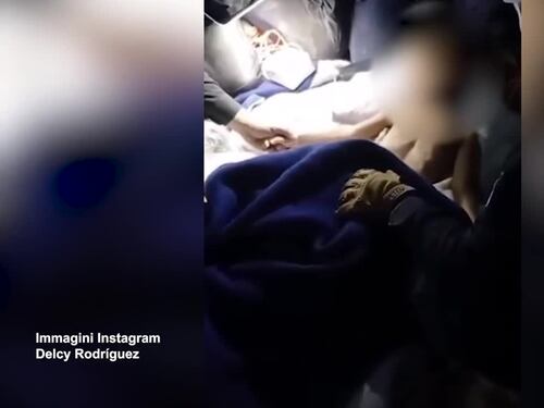 Estratto vivo un bambino di 3 anni a 6 giorni dal sisma in Venezuela