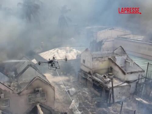 Repubblica Dominicana, le immagini del rogo che ha devastato il resort di lusso