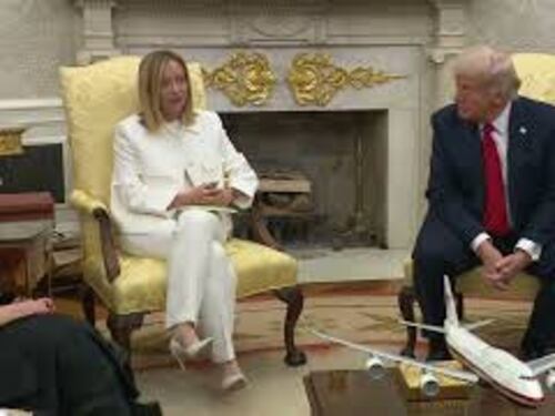 Meloni alla Casa Bianca nel 2025 incanta Trump parlando in italiano: "It was so beautiful"