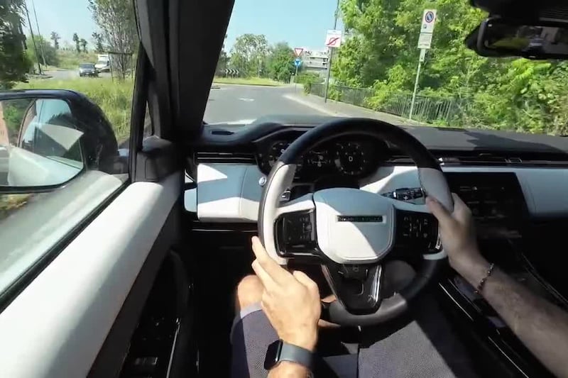 Range Rover Sport SV: il video della nostra prova