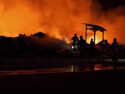 Bombe russe su Kiev: la capitale e la sua regione in fiamme