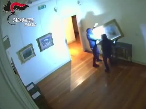 Recuperati i tre quadri rubati a Parma, nel video i ladri in azione