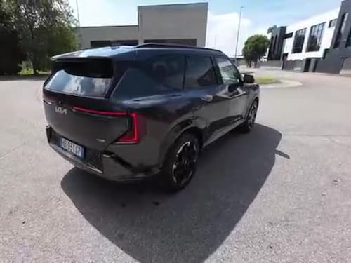 Kia EV5 GT-Line: il SUV elettrico per la famiglia, tanto spazio e comfort per tutti