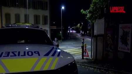 Il video racconto dell'intervento della polizia e la caccia all'uomo