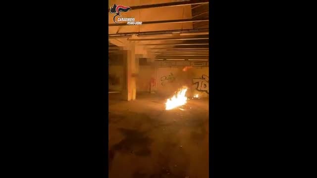 Così provavano le bottiglie incendiarie a Pesaro
