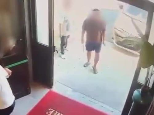 A Prato la violenta aggressione con il machete di un cinese su un connazionale