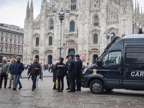 Nei video diffusi sui social, i manifesti della nuova protesta contro il governo