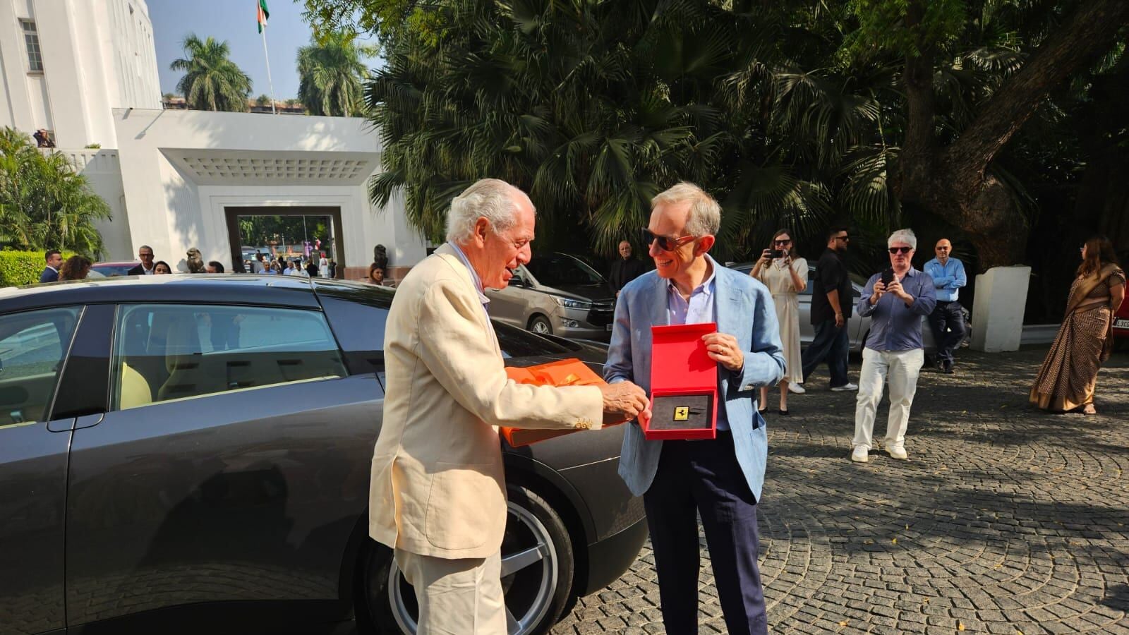 Tronchetti: “Pirelli e Ferrari sono una bandiera italiana piantata in India”
