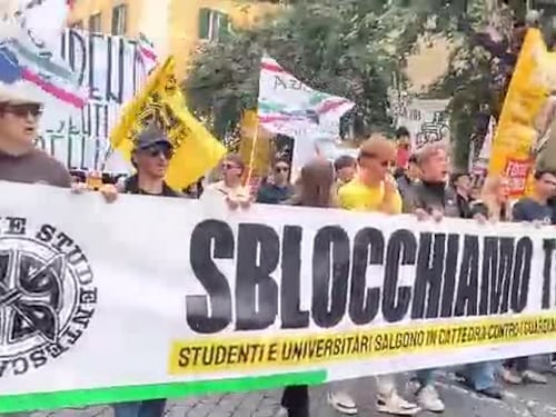 Studenti in piazza contro le violenze