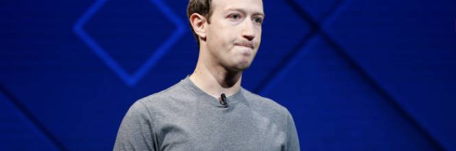 Imbarazzo per Facebook: online i dati di altri 267 milioni di utenti